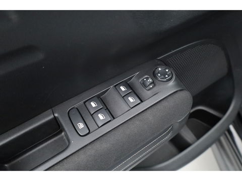 Citroën C3 Aircross 1.2 PureTech Shine Pack Business | Aut. | Pano | Apple CarPlay | Stoelverw. | Camera | Navi | 17''