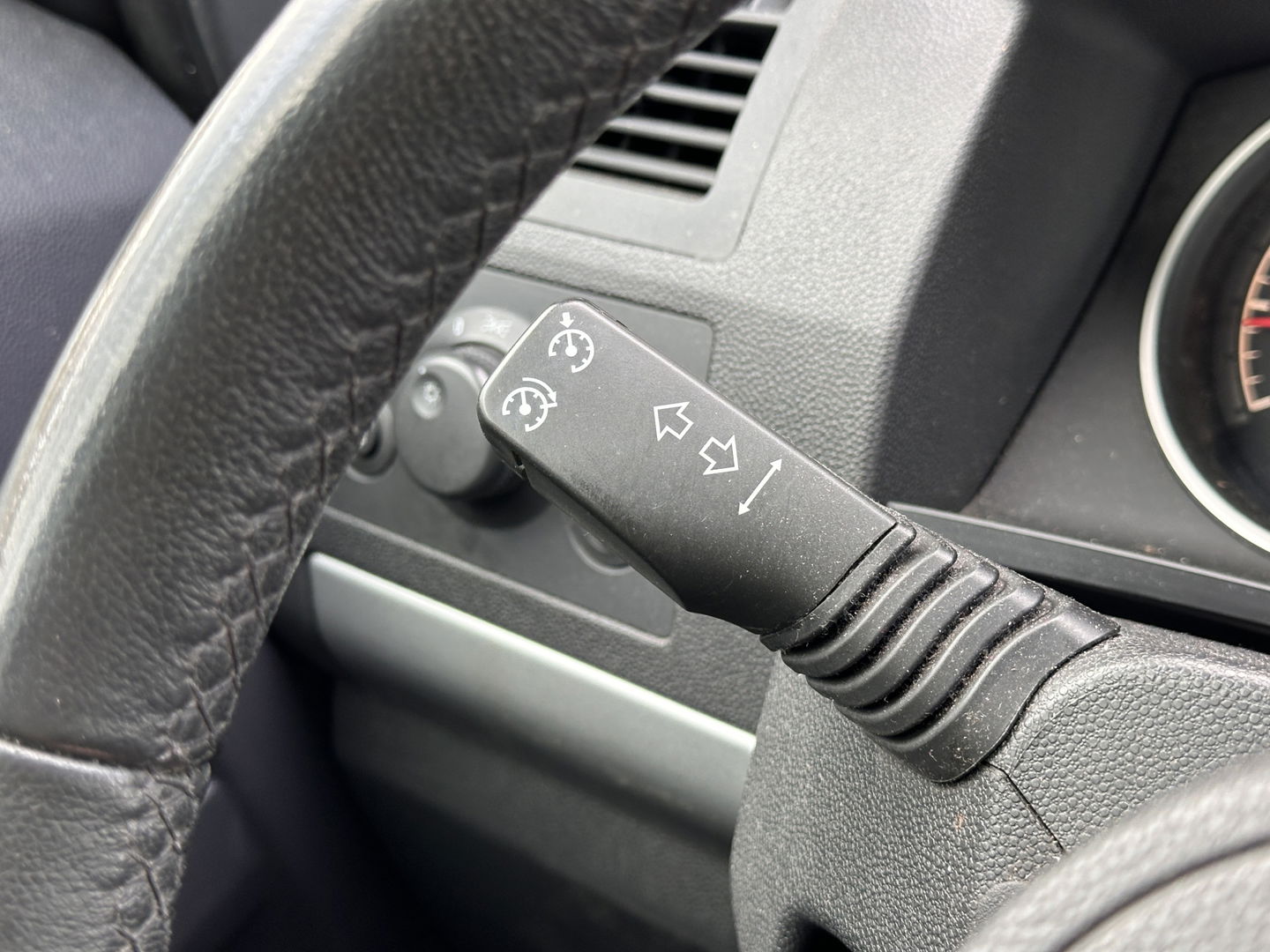 Opel Zafira 1.8 Cosmo | Handel / Export | Cruise Control | Trekhaak | Airconditioning | 16" Lichtmetaal |