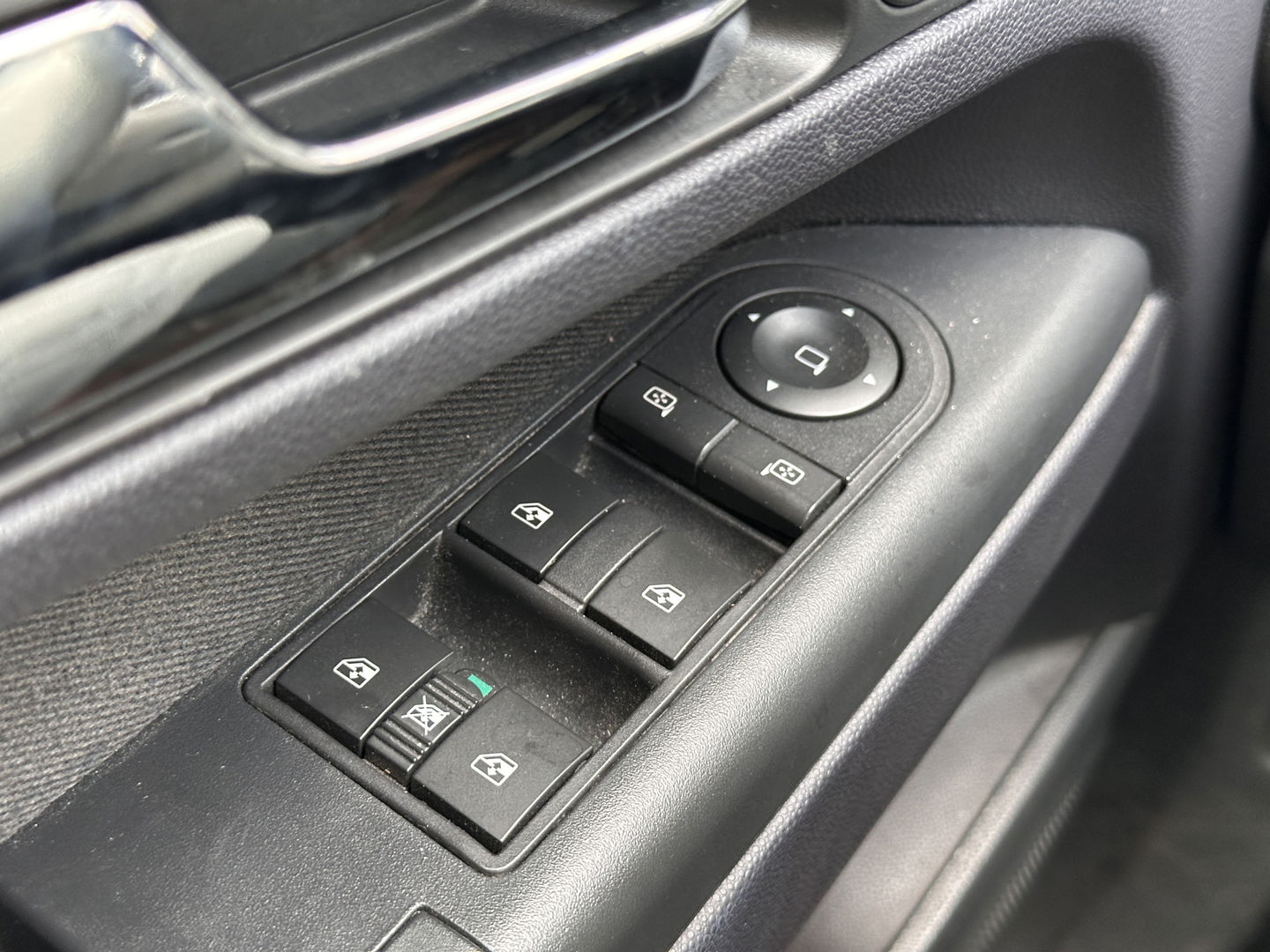 Opel Zafira 1.8 Cosmo | Handel / Export | Cruise Control | Trekhaak | Airconditioning | 16" Lichtmetaal |