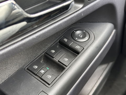 Opel Zafira 1.8 Cosmo | Handel / Export | Cruise Control | Trekhaak | Airconditioning | 16" Lichtmetaal |