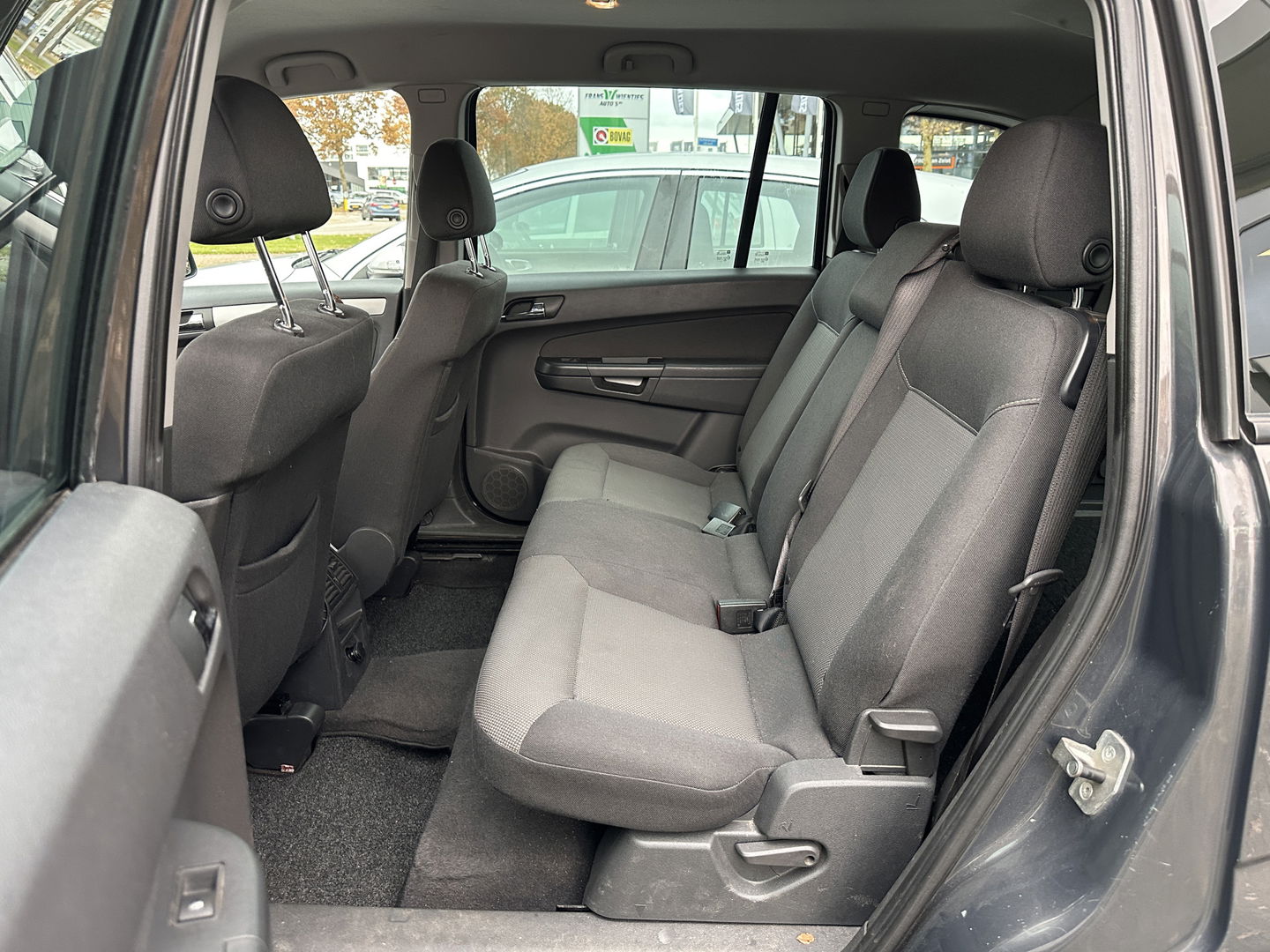 Opel Zafira 1.8 Cosmo | Handel / Export | Cruise Control | Trekhaak | Airconditioning | 16" Lichtmetaal |