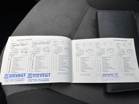 Opel Zafira 1.8 Cosmo | Handel / Export | Cruise Control | Trekhaak | Airconditioning | 16" Lichtmetaal |