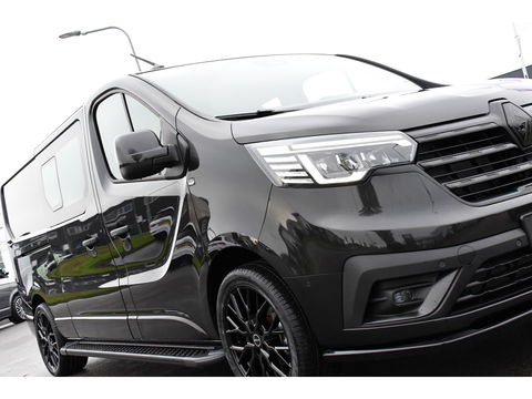 Renault Trafic 2.0 170 L2H1 DC Black Edition Extra Cruise, Camera, Carplay, LED, 170pk, Stoelverwarming, 2 x Schuifdeur, NAVI, Automaat, Clima, Uniek!