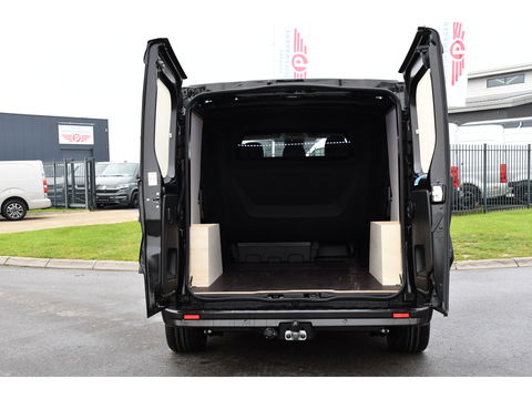 Renault Trafic 2.0 170 L2H1 DC Black Edition Extra Cruise, Camera, Carplay, LED, 170pk, Stoelverwarming, 2 x Schuifdeur, NAVI, Automaat, Clima, Uniek!