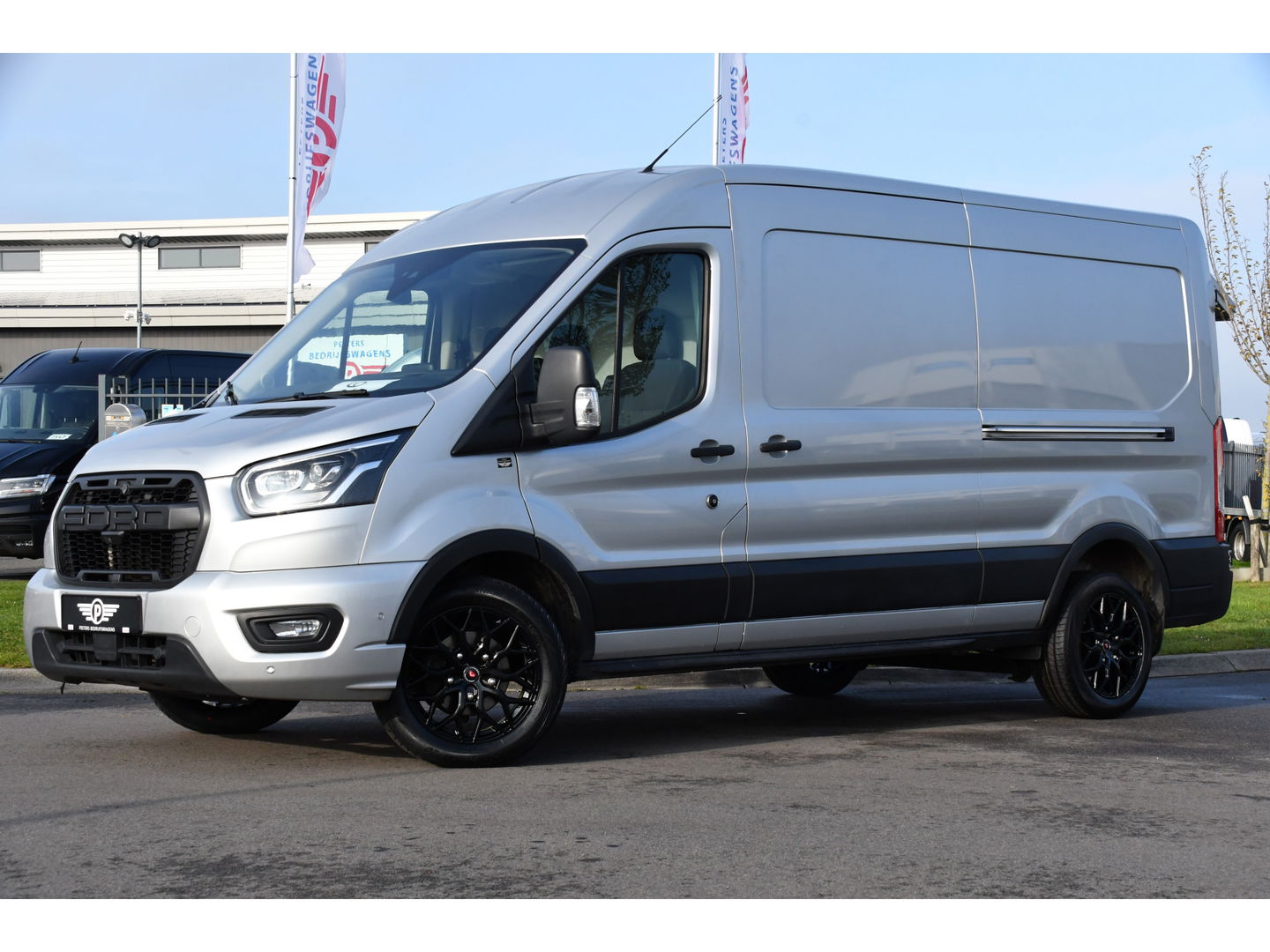 Ford Transit 350 2.0 TDCI L3H2 Limited PB Edition Adaptieve Cruise, 360 Camera, Carplay, 185pk, Automaat, Xenon, 2 x Schuifdeur, Uniek!