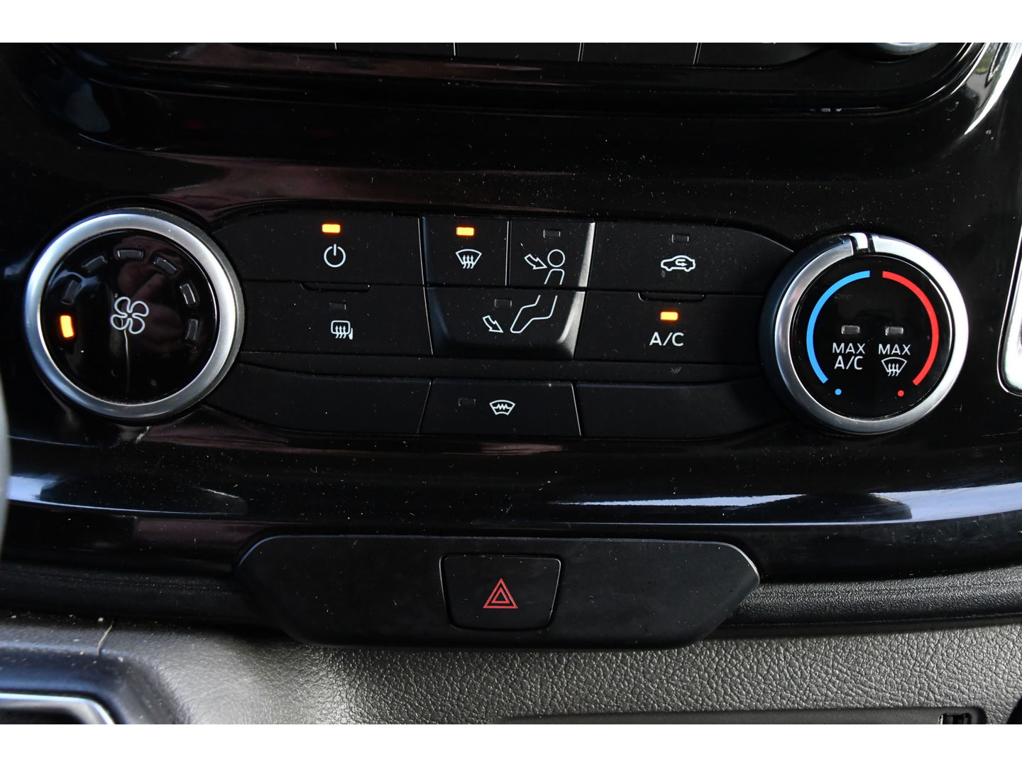 Ford Transit 350 2.0 TDCI L3H2 Limited PB Edition Adaptieve Cruise, 360 Camera, Carplay, 185pk, Automaat, Xenon, 2 x Schuifdeur, Uniek!