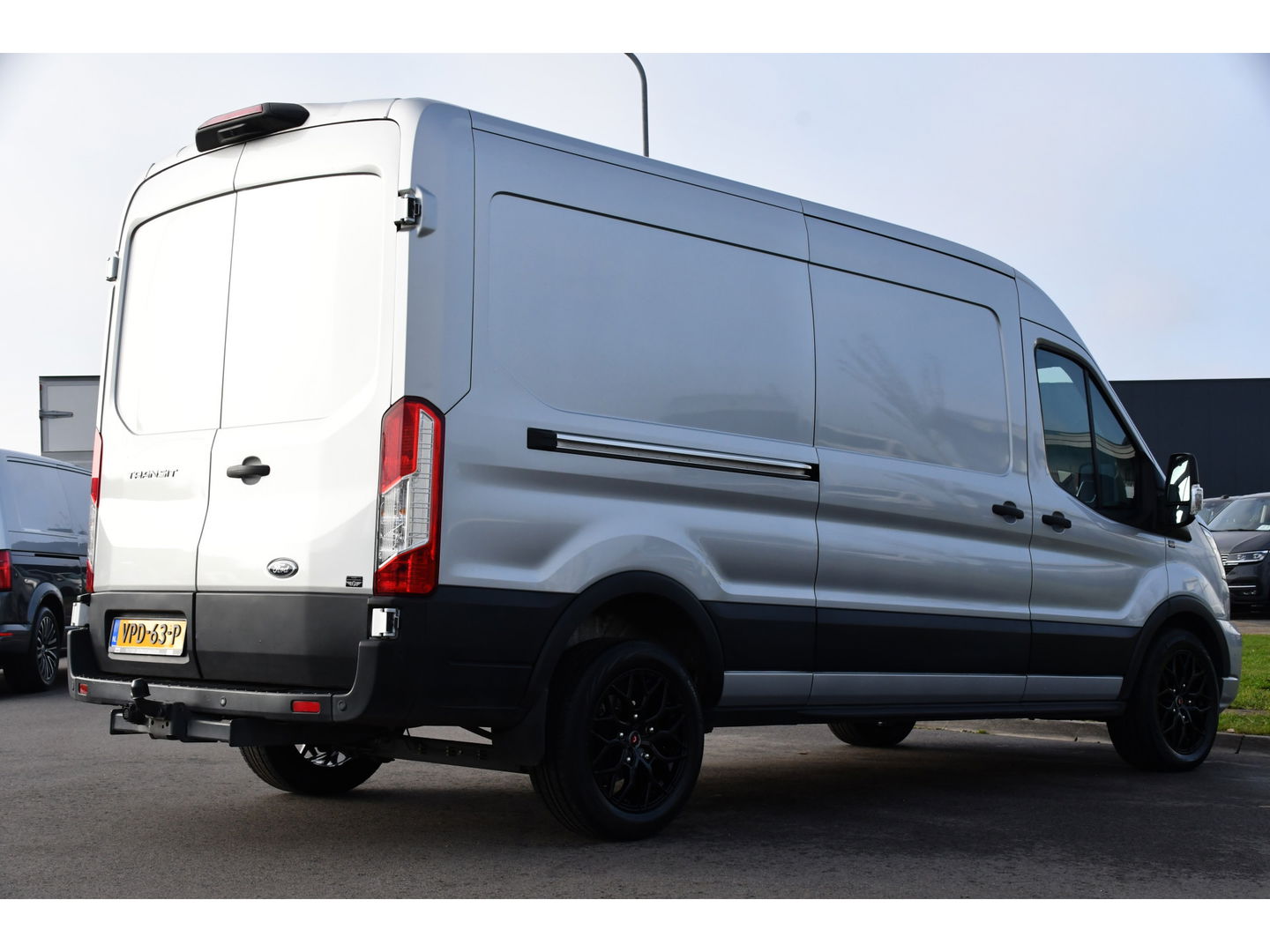Ford Transit 350 2.0 TDCI L3H2 Limited PB Edition Adaptieve Cruise, 360 Camera, Carplay, 185pk, Automaat, Xenon, 2 x Schuifdeur, Uniek!