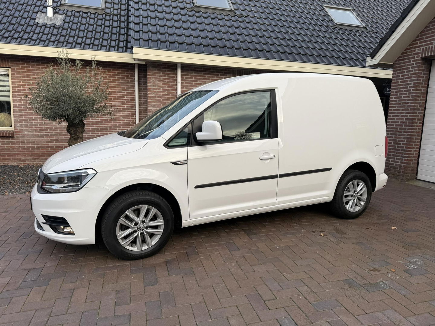Volkswagen Caddy 2.0 TDI L1H1 BMT Highline apk nap 96275km