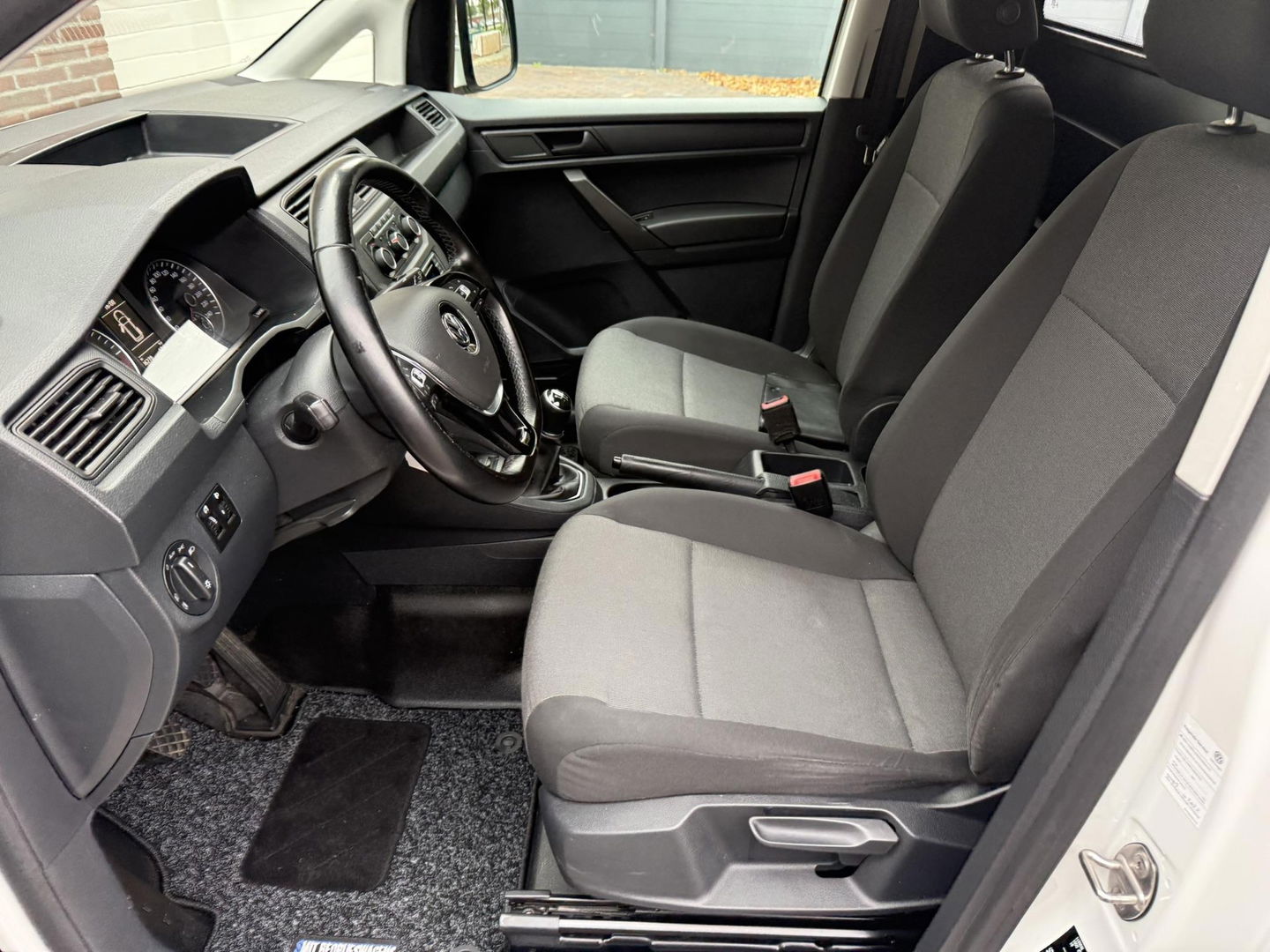 Volkswagen Caddy 2.0 TDI L1H1 BMT Highline apk nap 96275km