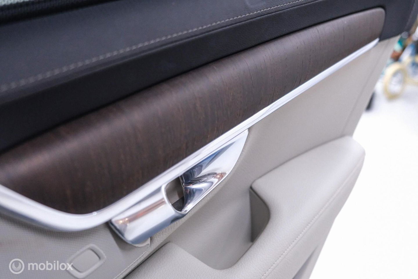 Volvo V90 2.0 T6 AWD Inscription 340 pk | Trekhaak | Camera | Memory | NL auto NAP | 1e eigenaar | Pebble Grey |