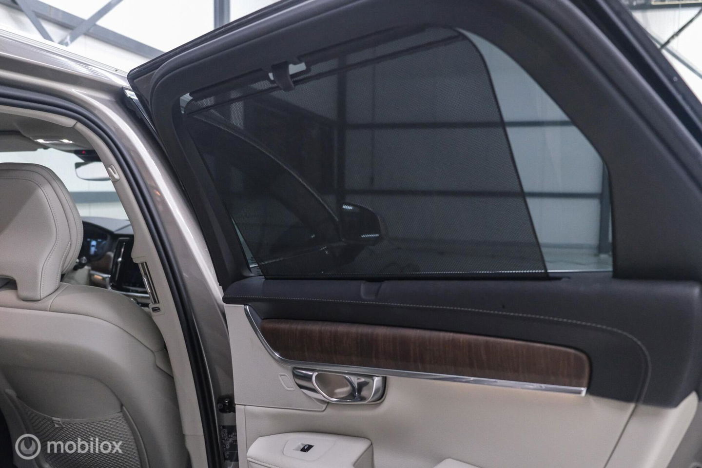 Volvo V90 2.0 T6 AWD Inscription 340 pk | Trekhaak | Camera | Memory | NL auto NAP | 1e eigenaar | Pebble Grey |