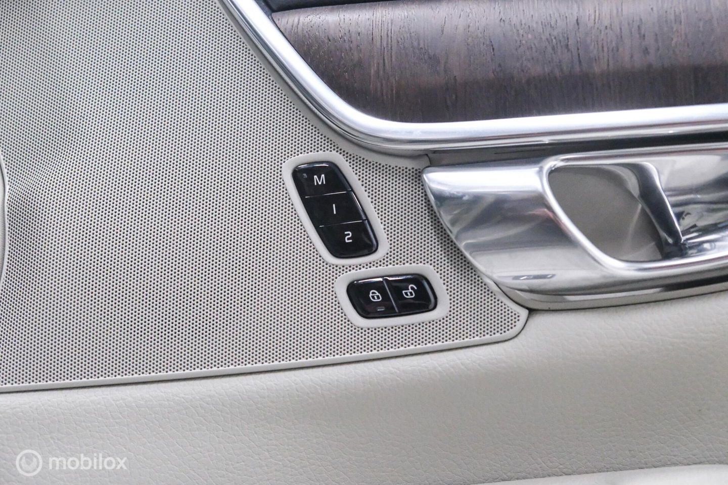 Volvo V90 2.0 T6 AWD Inscription 340 pk | Trekhaak | Camera | Memory | NL auto NAP | 1e eigenaar | Pebble Grey |