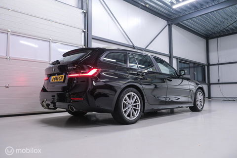 BMW 3 Serie Touring 330e High Executive 290 pk | Trekhaak | Leder | Sportstoelen | NL auto NAP | LED | CarPlay | Stoelverwarming |
