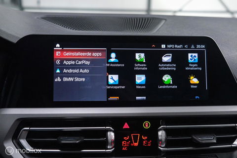 BMW 3 Serie Touring 330e High Executive 290 pk | Trekhaak | Leder | Sportstoelen | NL auto NAP | LED | CarPlay | Stoelverwarming |