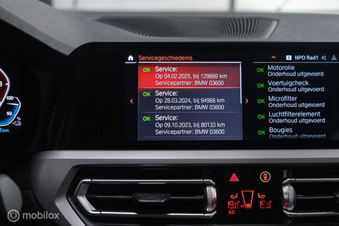 BMW 3 Serie Touring 330e High Executive 290 pk | Trekhaak | Leder | Sportstoelen | NL auto NAP | LED | CarPlay | Stoelverwarming |