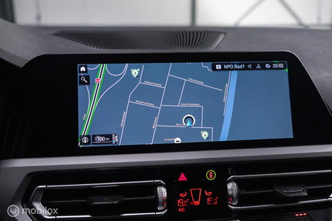 BMW 3 Serie Touring 330e High Executive 290 pk | Trekhaak | Leder | Sportstoelen | NL auto NAP | LED | CarPlay | Stoelverwarming |