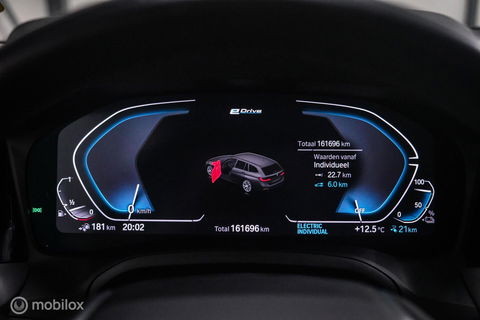 BMW 3 Serie Touring 330e High Executive 290 pk | Trekhaak | Leder | Sportstoelen | NL auto NAP | LED | CarPlay | Stoelverwarming |