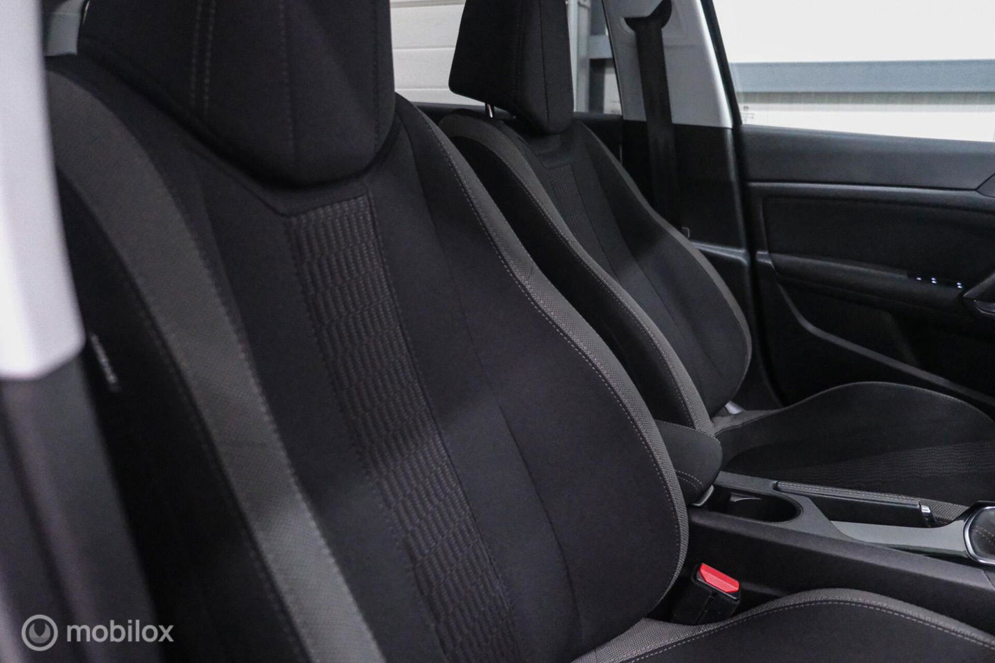 Peugeot 308 SW 1.2 PureTech Style | Nieuwe Distributie | rijklaarprijs incl beurt | Navigatie | Cruisecontrol | NAP NL auto |