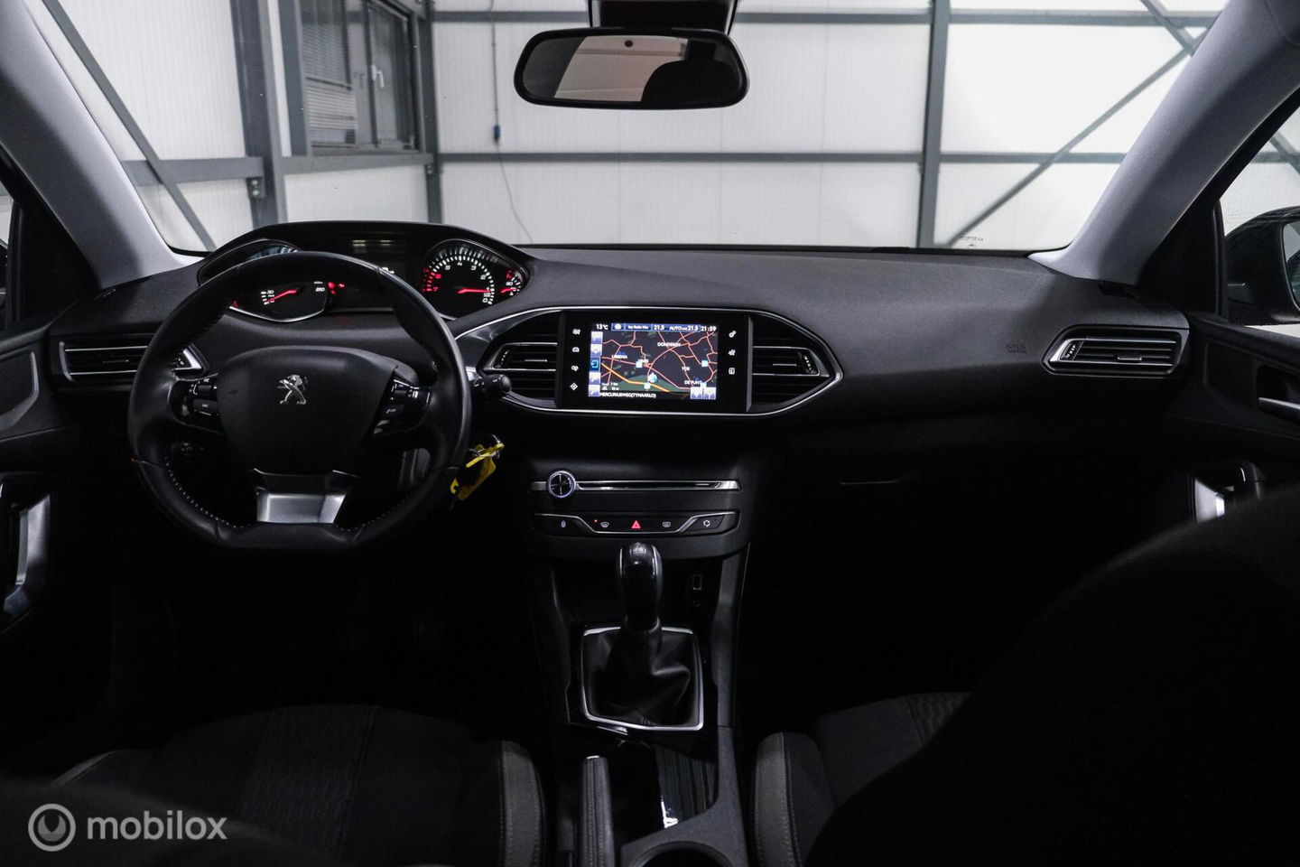 Peugeot 308 SW 1.2 PureTech Style | Nieuwe Distributie | rijklaarprijs incl beurt | Navigatie | Cruisecontrol | NAP NL auto |