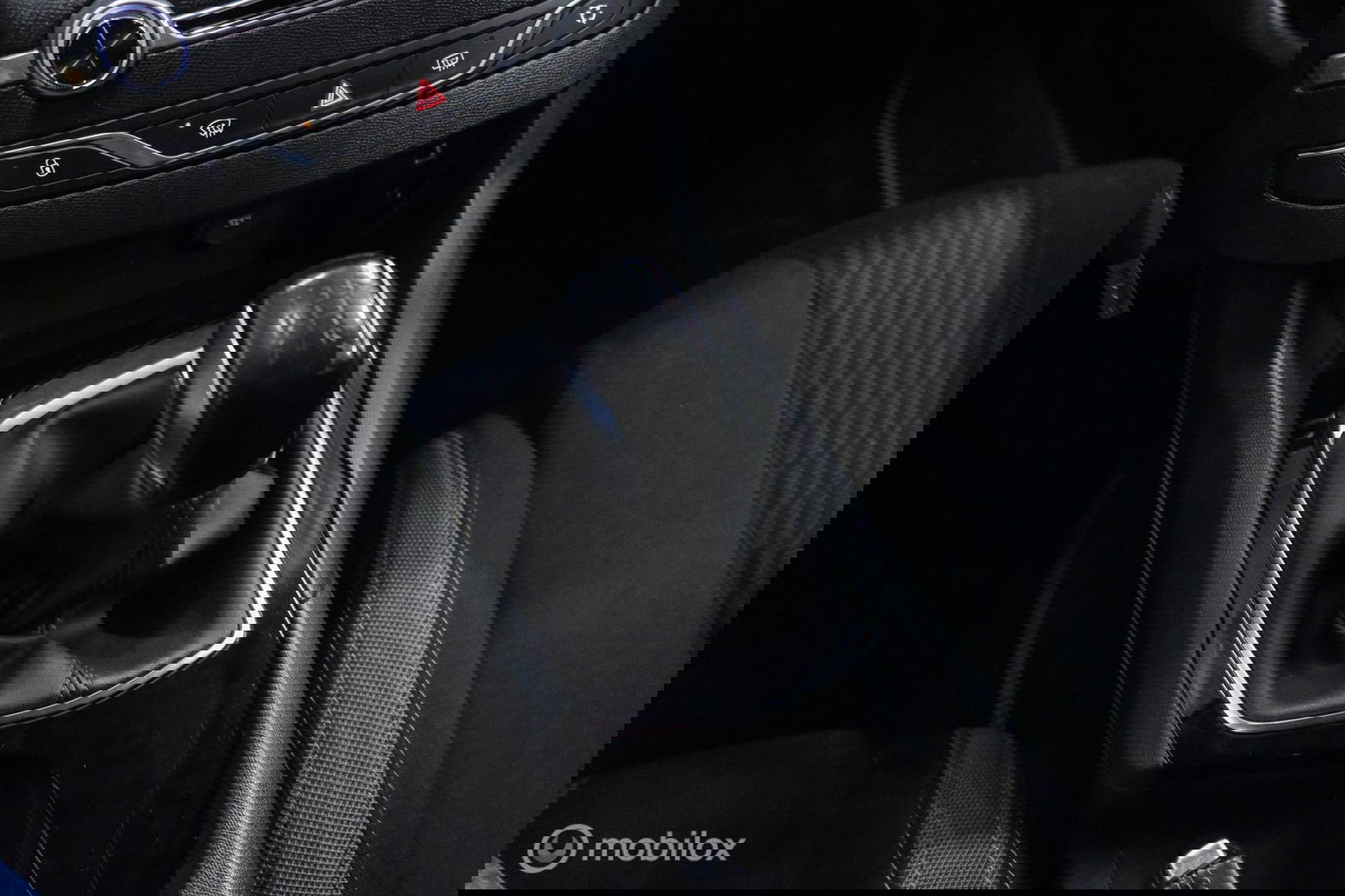 Peugeot 308 SW 1.2 PureTech Style | Nieuwe Distributie | rijklaarprijs incl beurt | Navigatie | Cruisecontrol | NAP NL auto |