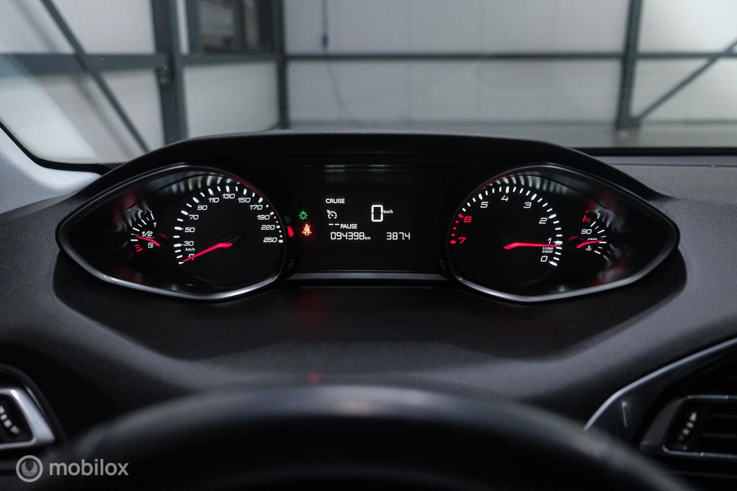 Peugeot 308 SW 1.2 PureTech Style | Nieuwe Distributie | rijklaarprijs incl beurt | Navigatie | Cruisecontrol | NAP NL auto |