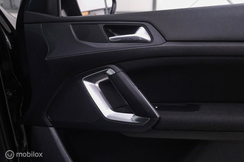 Peugeot 308 SW 1.2 PureTech Style | Nieuwe Distributie | rijklaarprijs incl beurt | Navigatie | Cruisecontrol | NAP NL auto |