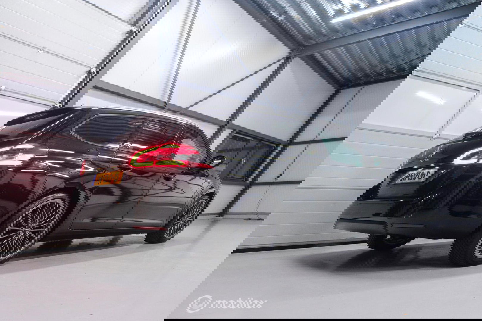 Peugeot 308 SW 1.2 PureTech Style | Nieuwe Distributie | rijklaarprijs incl beurt | Navigatie | Cruisecontrol | NAP NL auto |