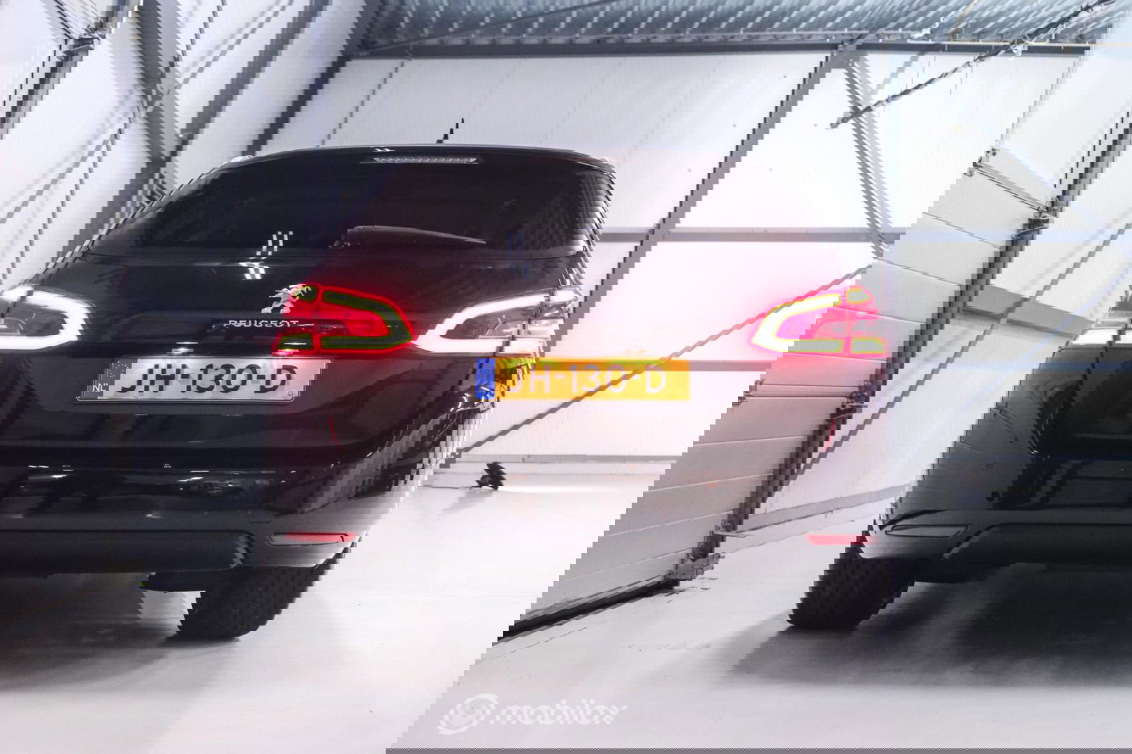 Peugeot 308 SW 1.2 PureTech Style | Nieuwe Distributie | rijklaarprijs incl beurt | Navigatie | Cruisecontrol | NAP NL auto |