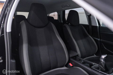 Peugeot 308 SW 1.2 PureTech Style | Nieuwe Distributie | rijklaarprijs incl beurt | Navigatie | Cruisecontrol | NAP NL auto |