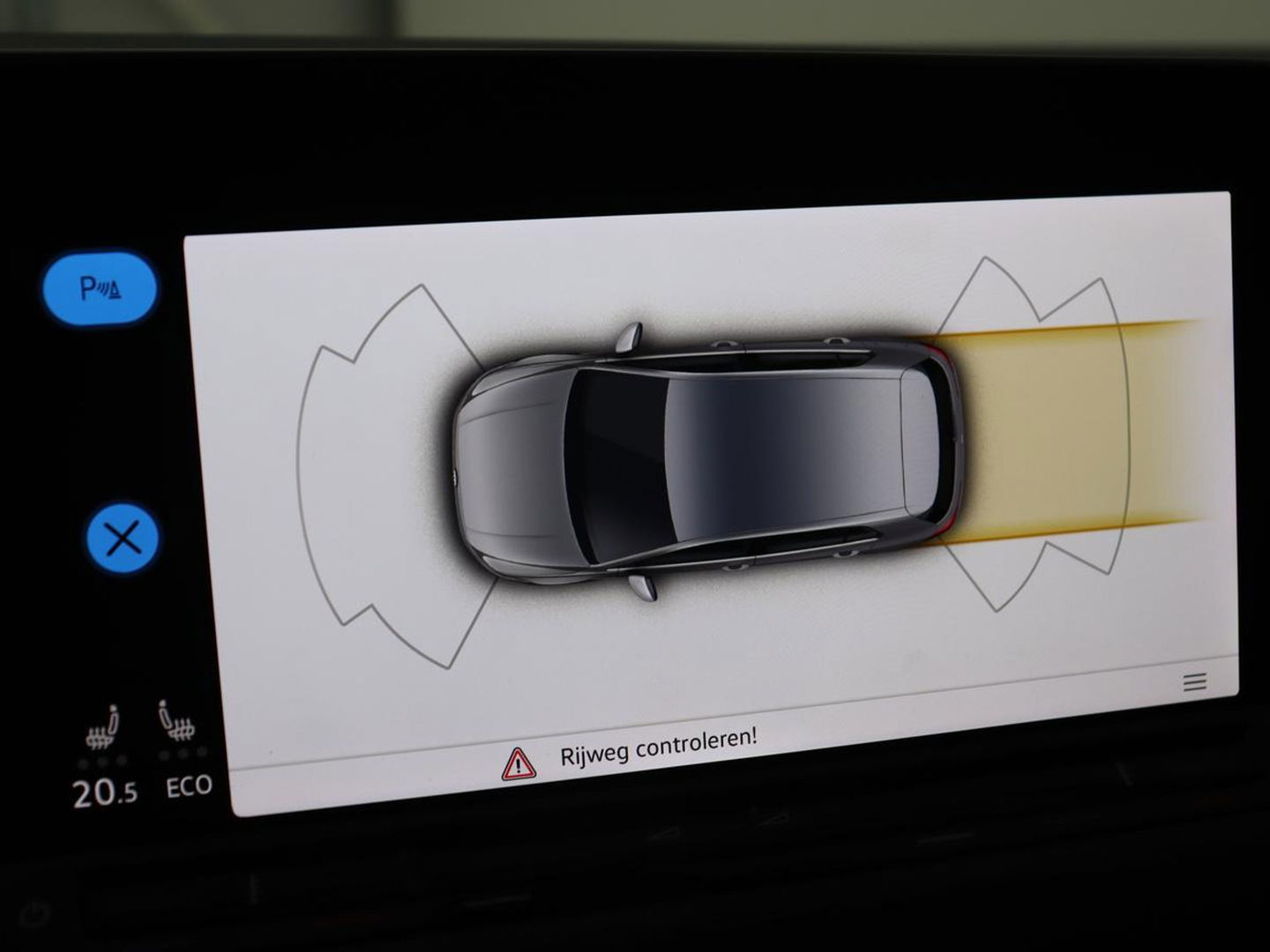 Volkswagen Golf 1.4 eHybrid Style | Stoelverwarming | Massage | Carplay | Sfeerverlichting | Navigatie | Memory | Adaptive cruise | Full LED | Parkeerhulp | Getint glas | PHEV | Plug In