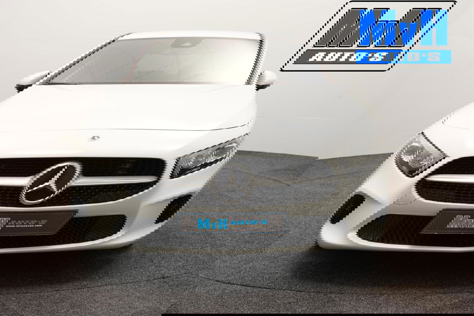 Mercedes-Benz A-Klasse 180 Premium Plus|PARELMOER|SFEERVERL|CAMERA