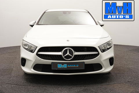 Mercedes-Benz A-Klasse 180 Premium Plus|PARELMOER|SFEERVERL|CAMERA