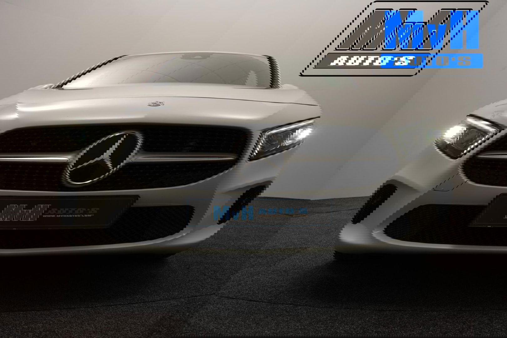 Mercedes-Benz A-Klasse 180 Premium Plus|PARELMOER|SFEERVERL|CAMERA