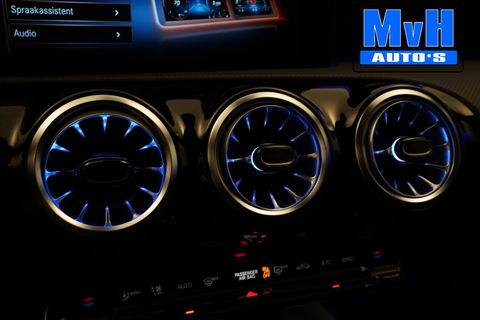 Mercedes-Benz A-Klasse 180 Premium Plus|PARELMOER|SFEERVERL|CAMERA