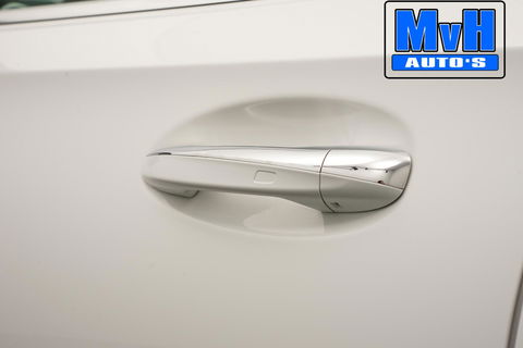 Mercedes-Benz A-Klasse 180 Premium Plus|PARELMOER|SFEERVERL|CAMERA