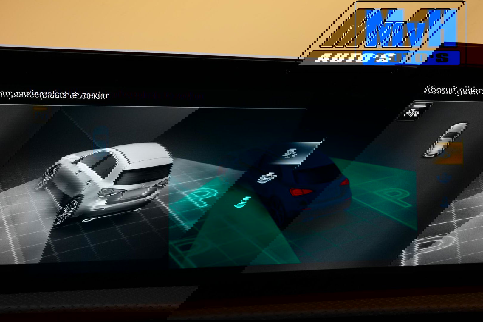 Mercedes-Benz A-Klasse 180 Premium Plus|PARELMOER|SFEERVERL|CAMERA