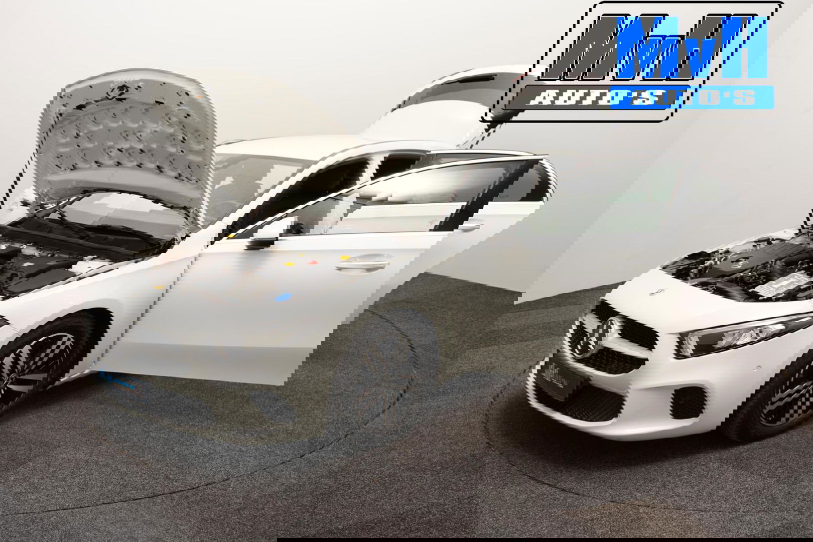 Mercedes-Benz A-Klasse 180 Premium Plus|PARELMOER|SFEERVERL|CAMERA