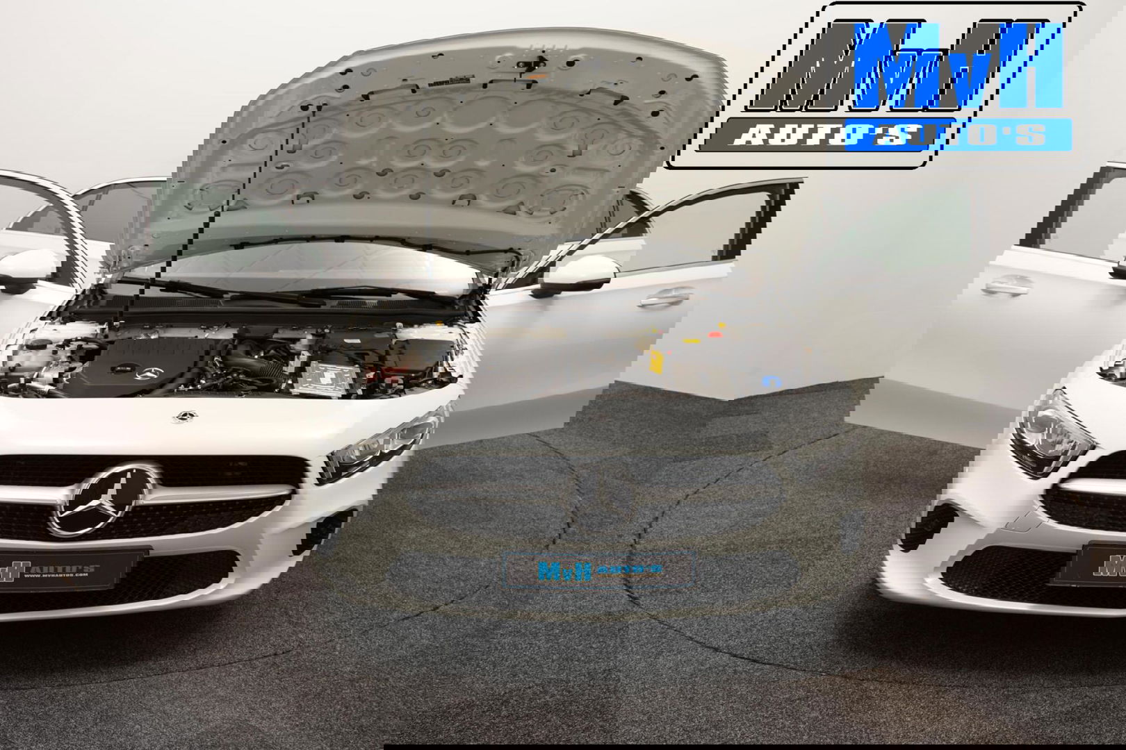 Mercedes-Benz A-Klasse 180 Premium Plus|PARELMOER|SFEERVERL|CAMERA