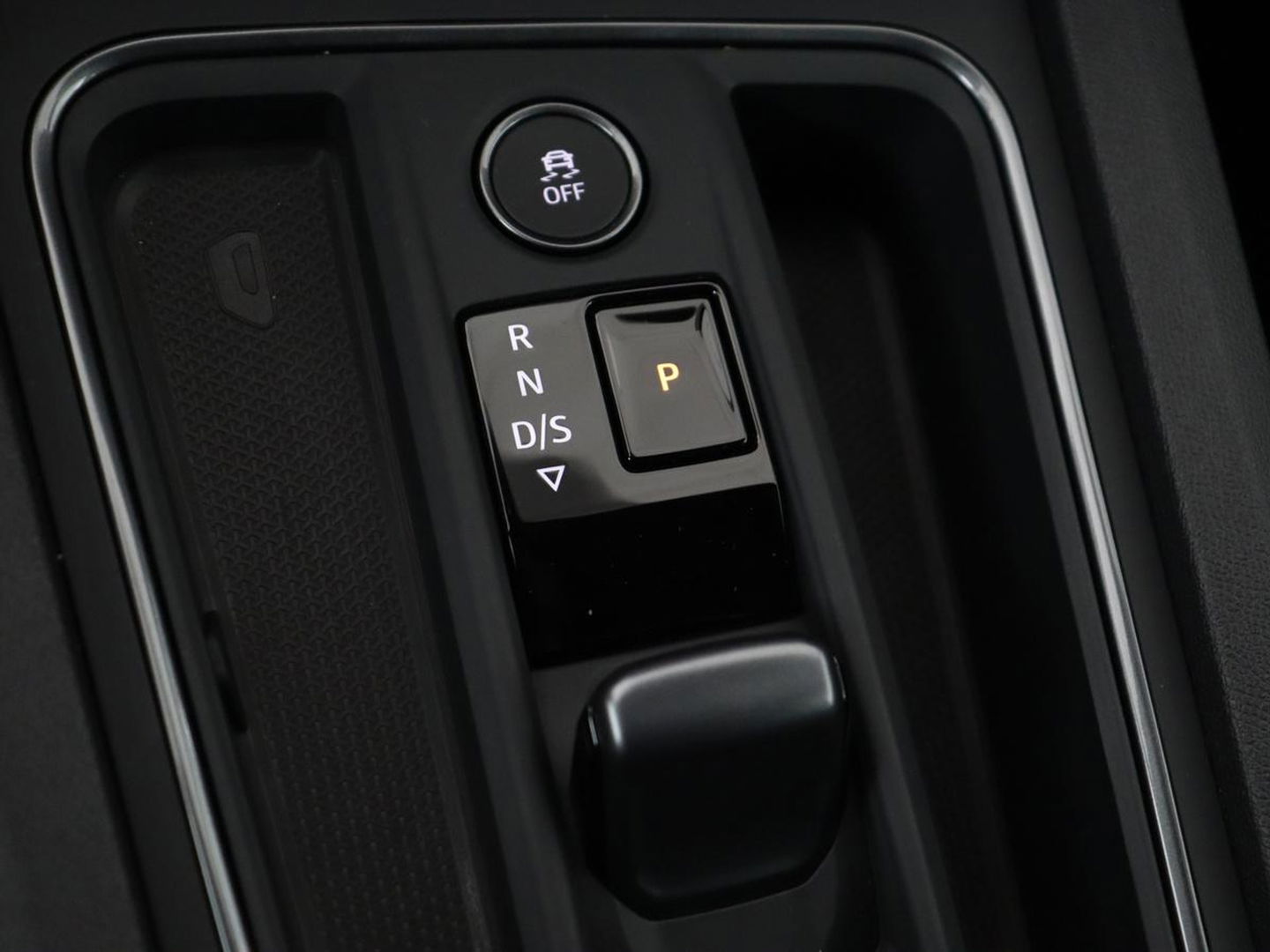 CUPRA Formentor 2.0 TSI 4DRIVE | 310pk | Trekhaak | Stoelverwarming | Camera | Adaptive cruise | 19'' | Sfeerverlichting | Keyless | Full LED | Sportstoelen | Stuurverwarming | DAB