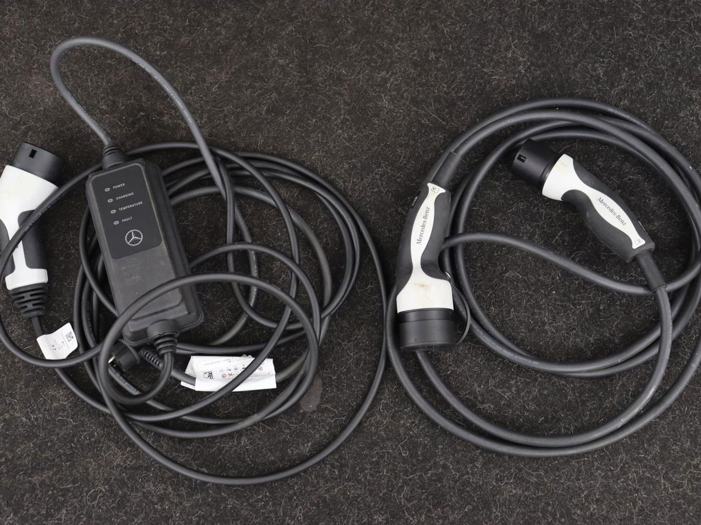 Mercedes-Benz CLA-Klasse 250e AMG Night | Stoelverwarming | Carplay | Camera | Widescreen | Sfeerverlichting | Leder/Alcantara | Navigatie | Park Assist | Origineel Zwart | PHEV | Plug In