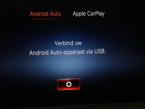 Mercedes-Benz CLA-Klasse 250e AMG Night | Stoelverwarming | Carplay | Camera | Widescreen | Sfeerverlichting | Leder/Alcantara | Navigatie | Park Assist | Origineel Zwart | PHEV | Plug In