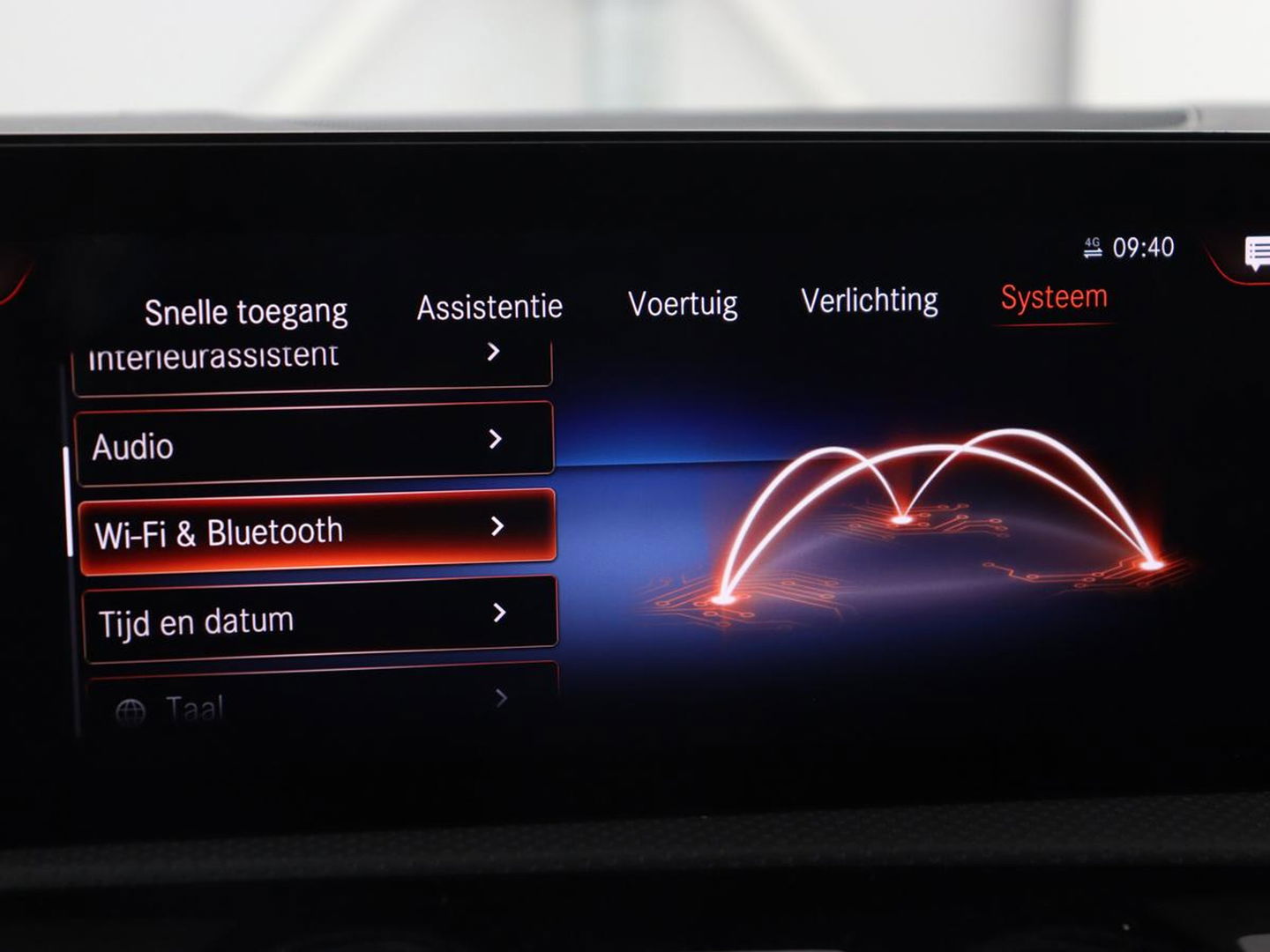 Mercedes-Benz CLA-Klasse 250e AMG Night | Stoelverwarming | Carplay | Camera | Widescreen | Sfeerverlichting | Leder/Alcantara | Navigatie | Park Assist | Origineel Zwart | PHEV | Plug In