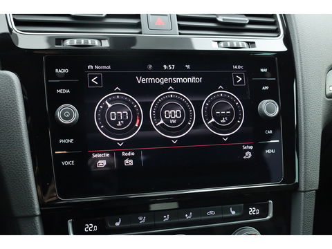 Volkswagen Golf 2.0 TSI GTI Performance | Digi. Dashboard | 18'' | Apple CarPlay | Camera | Adapt. Cruise | Stoelverw.