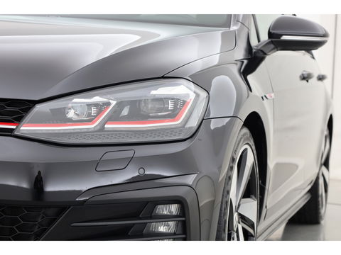 Volkswagen Golf 2.0 TSI GTI Performance | Digi. Dashboard | 18'' | Apple CarPlay | Camera | Adapt. Cruise | Stoelverw.