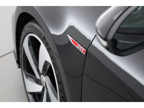 Volkswagen Golf 2.0 TSI GTI Performance | Digi. Dashboard | 18'' | Apple CarPlay | Camera | Adapt. Cruise | Stoelverw.