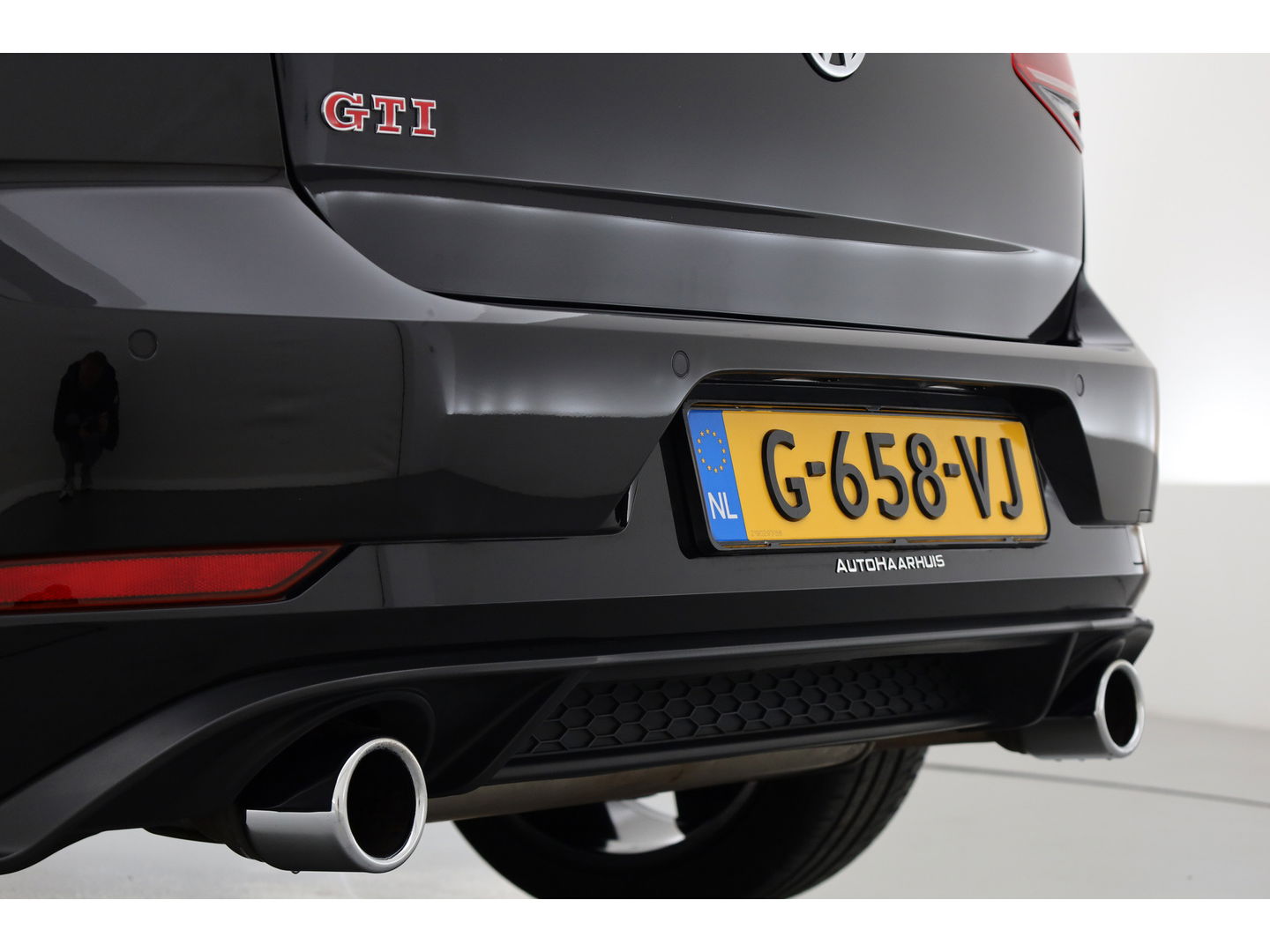 Volkswagen Golf 2.0 TSI GTI Performance | Digi. Dashboard | 18'' | Apple CarPlay | Camera | Adapt. Cruise | Stoelverw.
