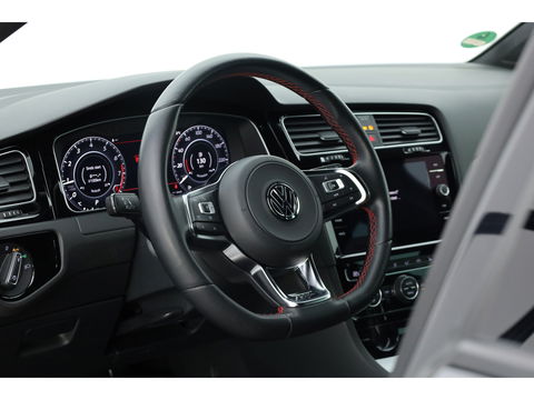 Volkswagen Golf 2.0 TSI GTI Performance | Digi. Dashboard | 18'' | Apple CarPlay | Camera | Adapt. Cruise | Stoelverw.