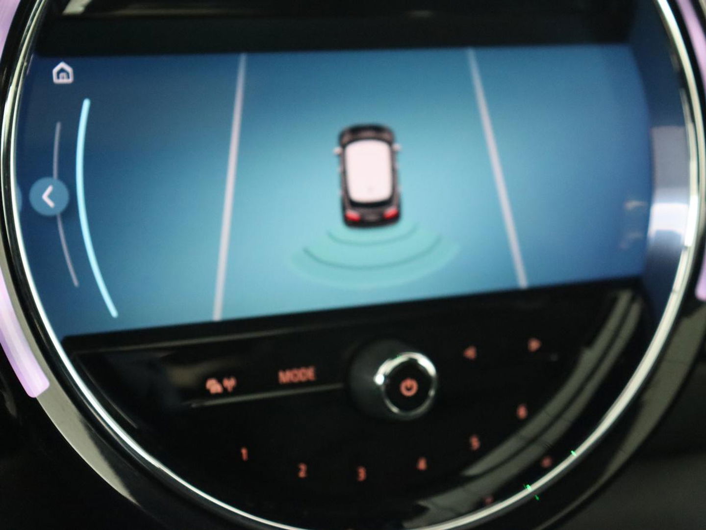 MINI Clubman 2.0 Cooper S | 192pk | Panoramadak | Leder | Trekhaak | Carplay | Navigatie | Parkeerhulp | Full LED | Verwarmde voorruit | Getint glas