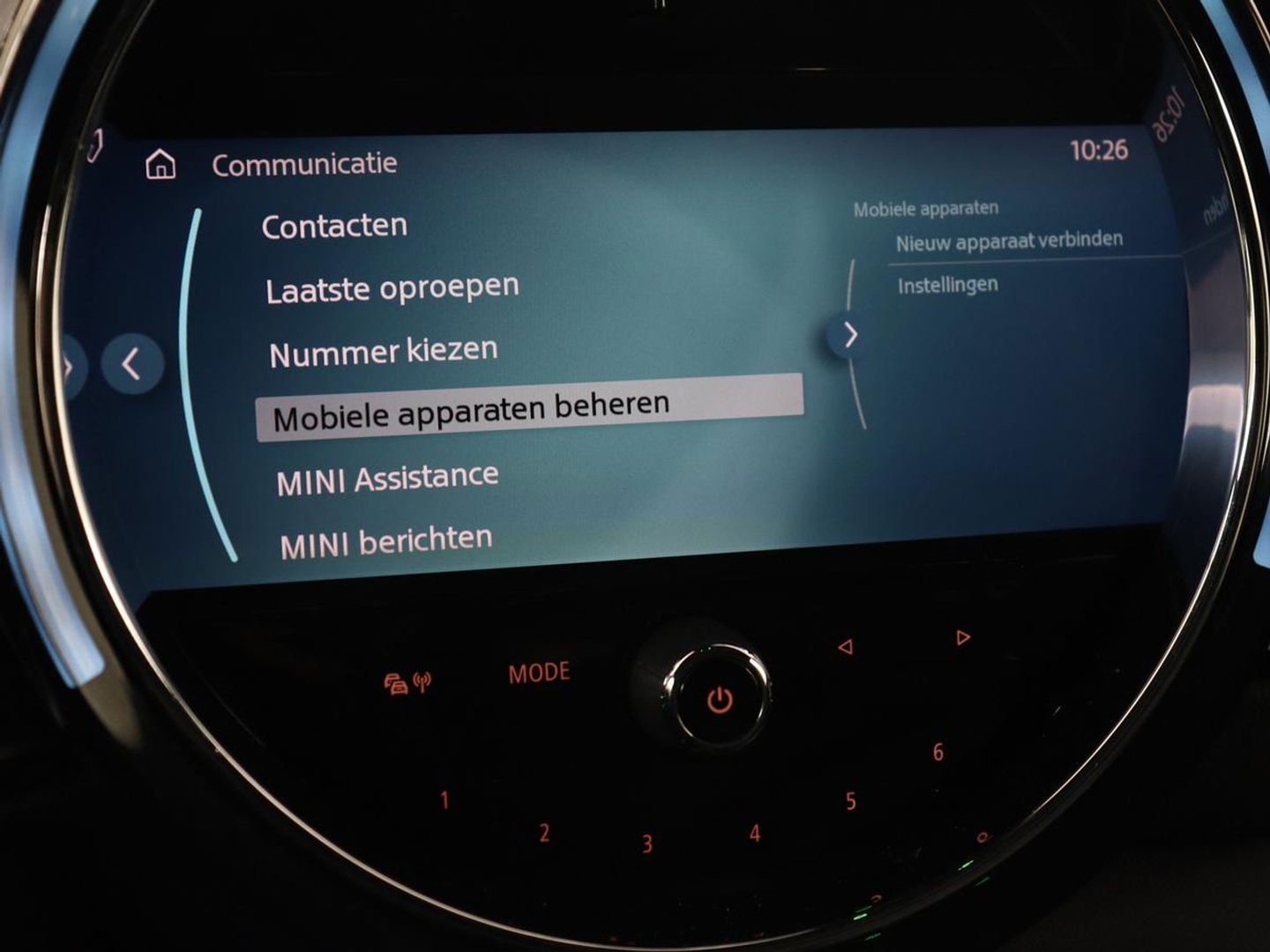 MINI Clubman 2.0 Cooper S | 192pk | Panoramadak | Leder | Trekhaak | Carplay | Navigatie | Parkeerhulp | Full LED | Verwarmde voorruit | Getint glas