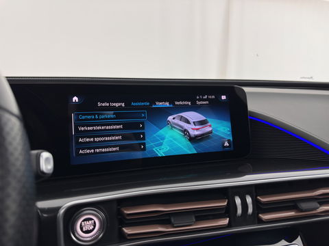 Mercedes-Benz EQC 400 4MATIC 80 kWh AMG (INCL-BTW) Aut. *PANO | BURMESTER-SURROUND | DISTRONIC | LEATHER-MICROFIBRE | FULL-LED | TOP-VIEW | WIDE-SCREEN-COCKPIT | KEYLESS | AIR-SUSPENSION | SPORT-SEATS | PRIVACY-GLASS | AMBIENT-LIGH